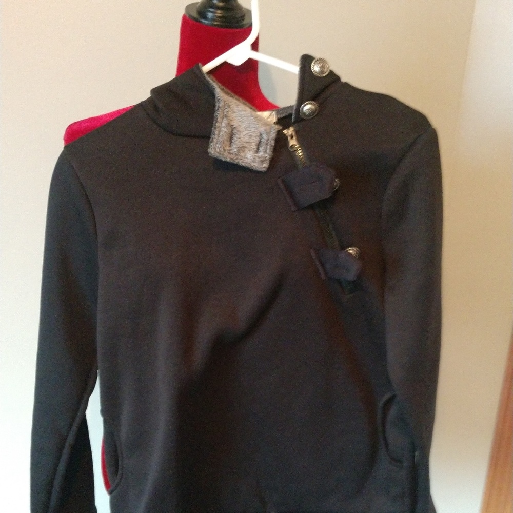 Asymmetrical zipper pullover hooded sweatshir